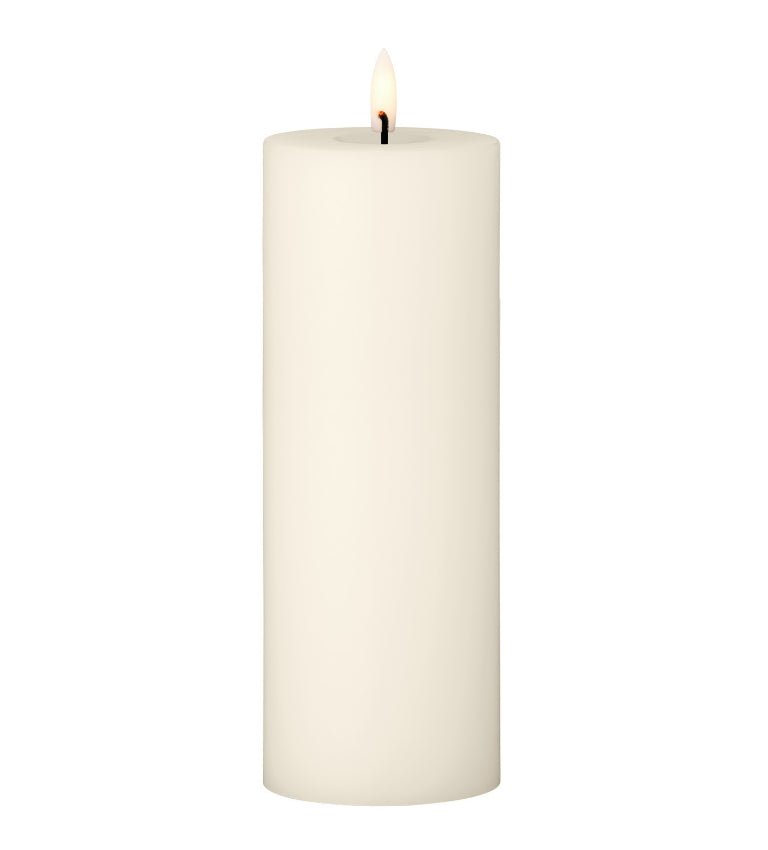 LED pillar candle L ivory